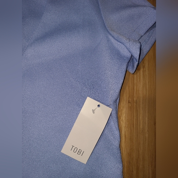 Tobi Deep Vee Neck Light Blue Shift Dress Size Medium NWT - Picture 12 of 13
